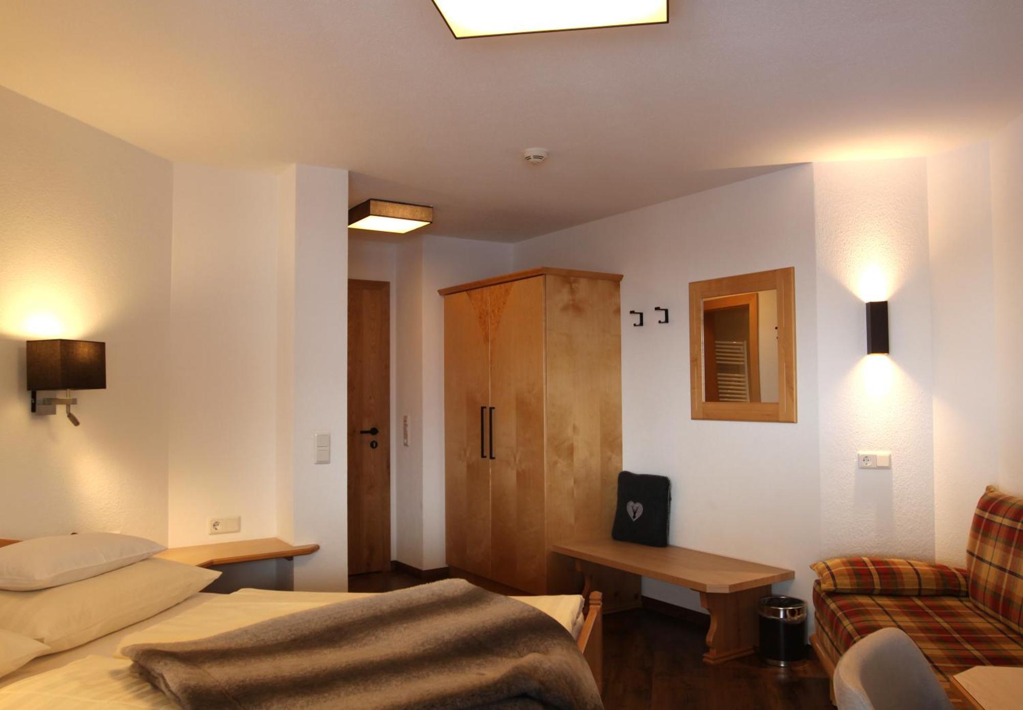 Alta Montagna Bed & Breakfast Mathon Dış mekan fotoğraf